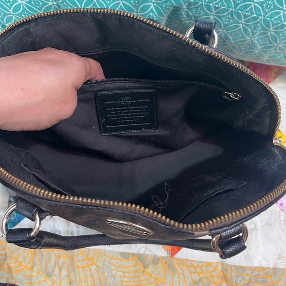 REHAB Coach dome satchel - Picture 11 of 15